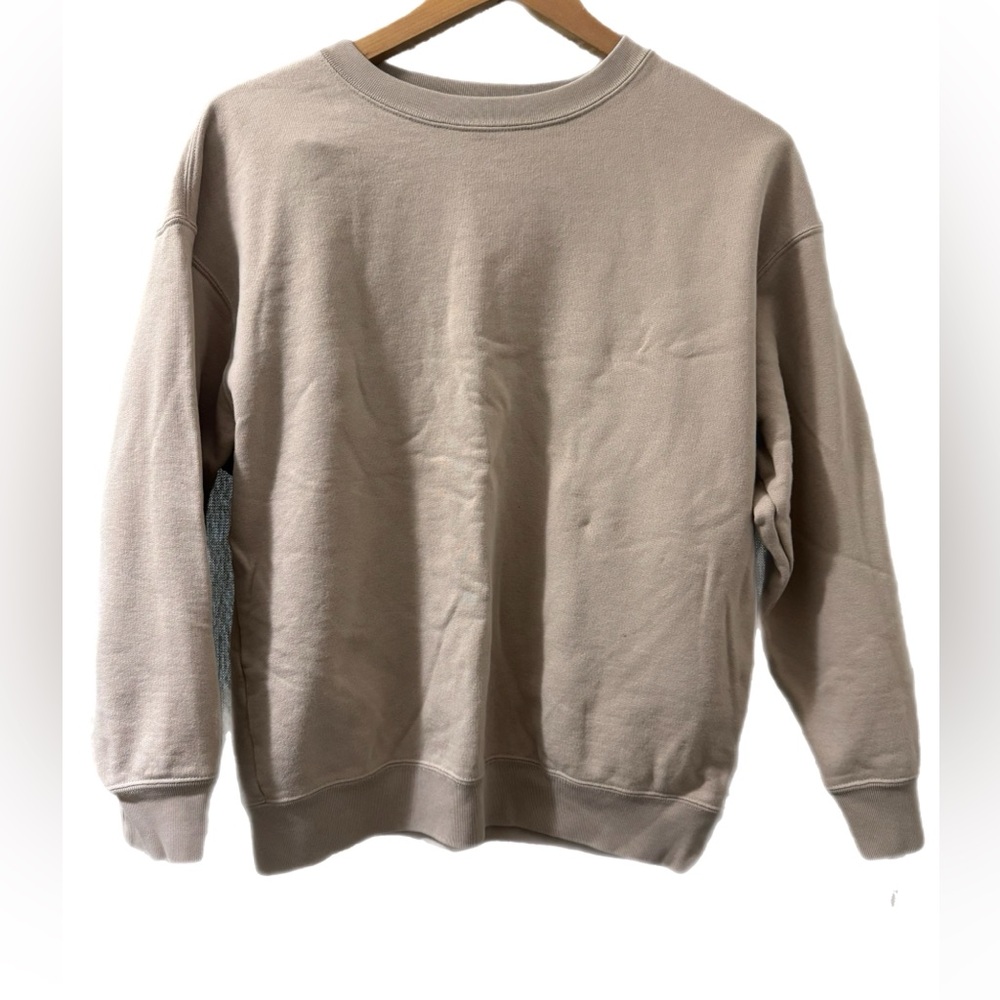 Uniqlo Women’s Beige Crewneck Sweater